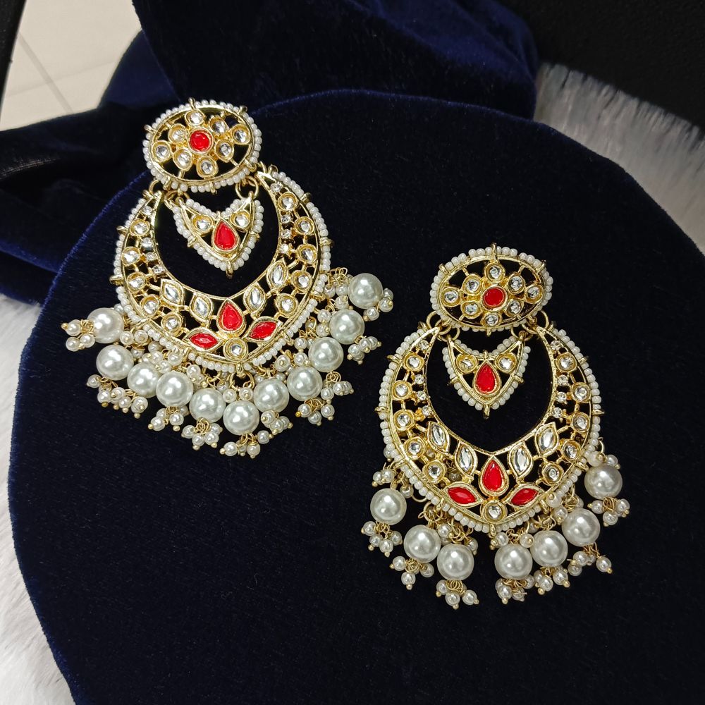 JewelMaze Kundan Stone Gold Plated Dangler Earrings