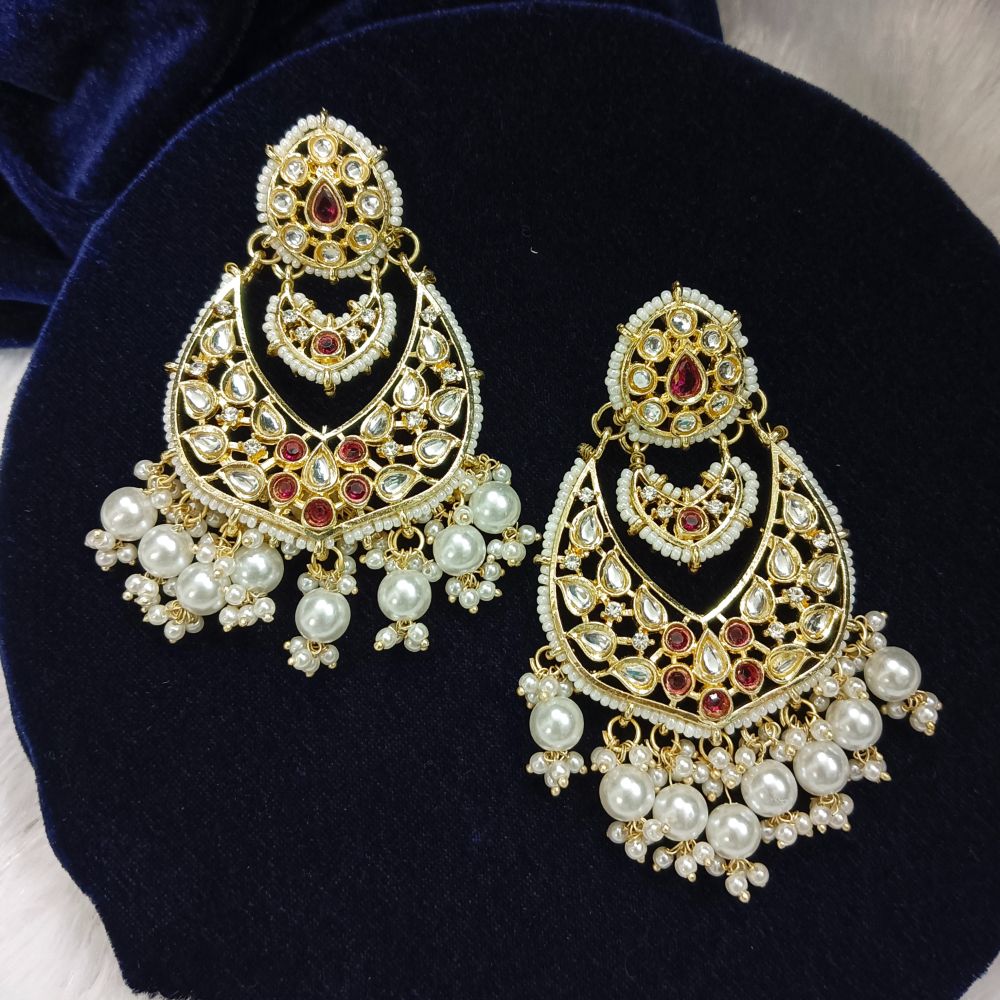 JewelMaze Kundan Stone Gold Plated Dangler Earrings