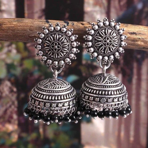 Express Your Style with Versatile Designs from JewelMaze