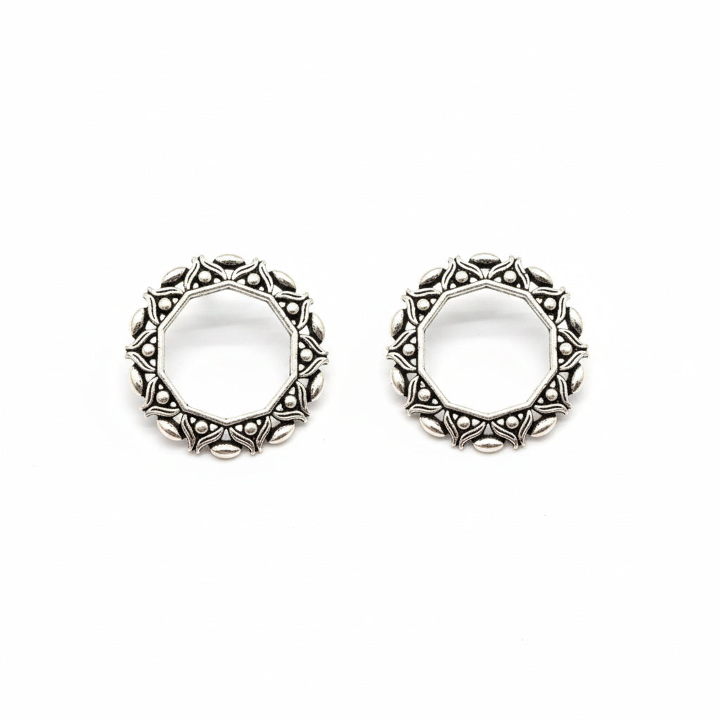 JewelMaze Oxidised Plated Pack of 2 Assorted Studs Combo