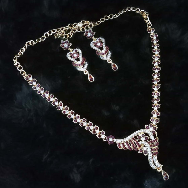 JewelMaze Austrian Stone Gold Plated Necklace Set - 1108532
