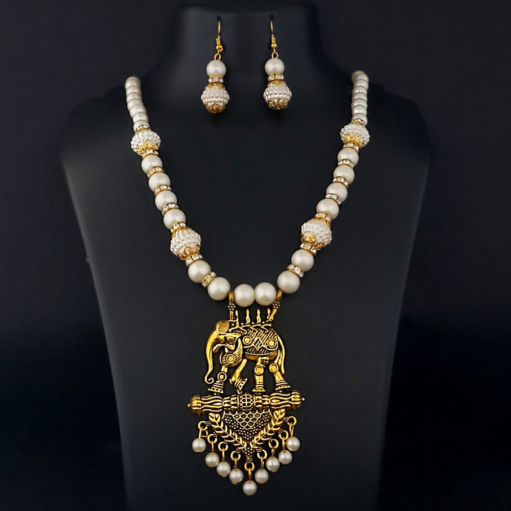 JewelMaze Ethnic Pearl & Gold Plated Elephant Motif Pendant Necklace Set
