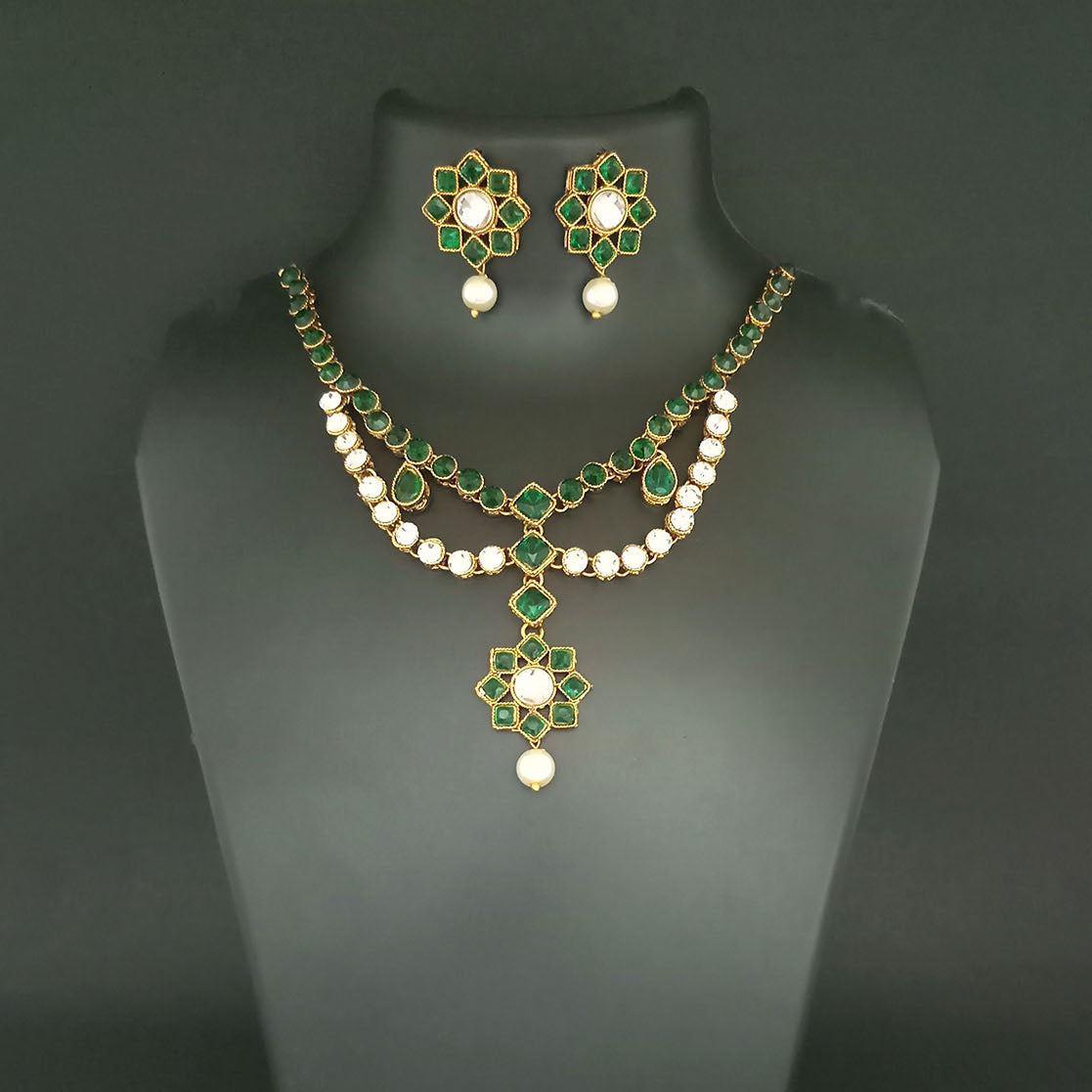 JewelMaze Gold Plated Green Kundan Stone Necklace Set