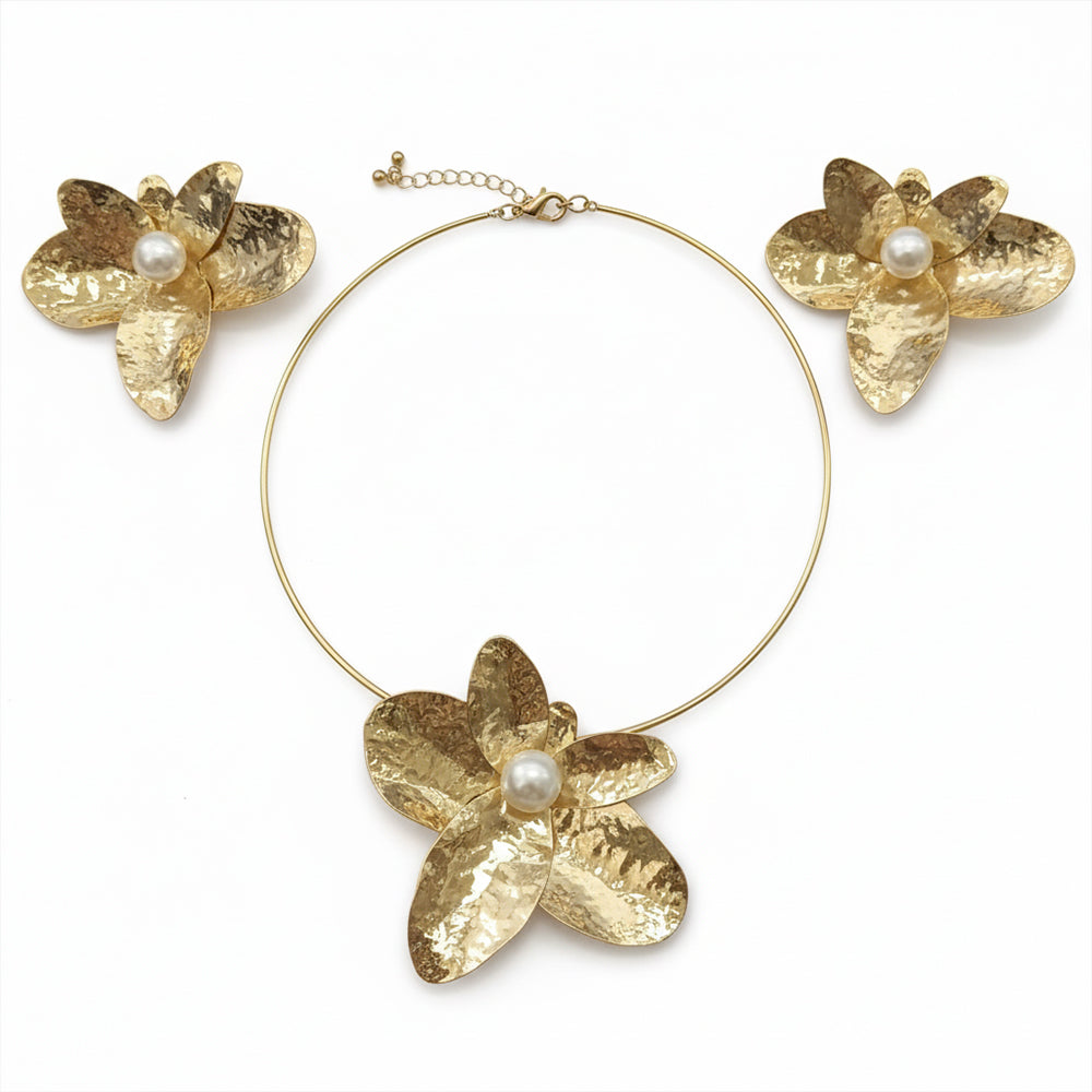 JewelMaze Demi Fine Anti Tarnish Floral Petal Necklace Set