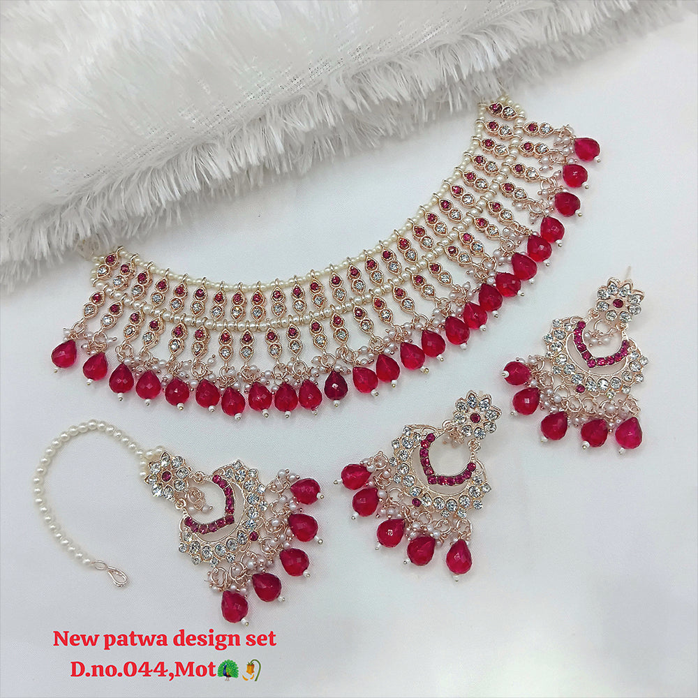 JewelMaze Austrian Stone Choker Necklace Set With Maang Tikka  - 11374789