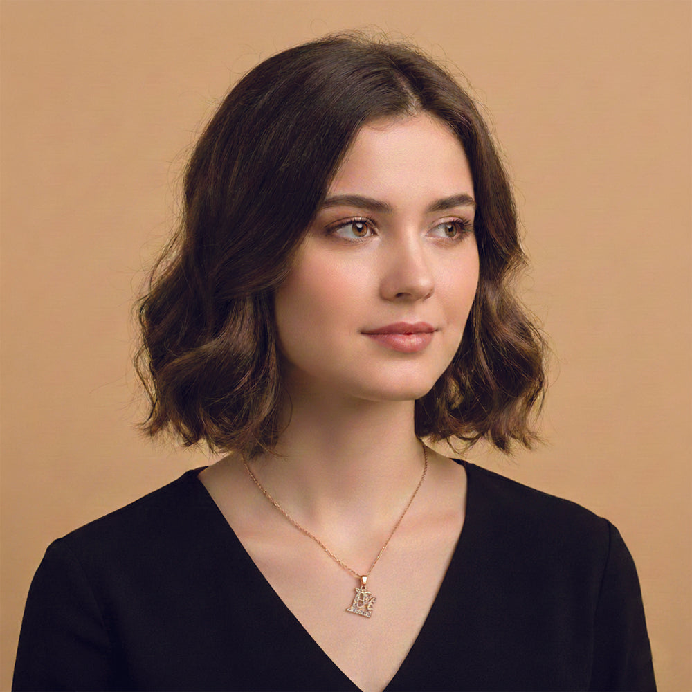 JewelMaze Romantic Love Symbol Pendant with Chain