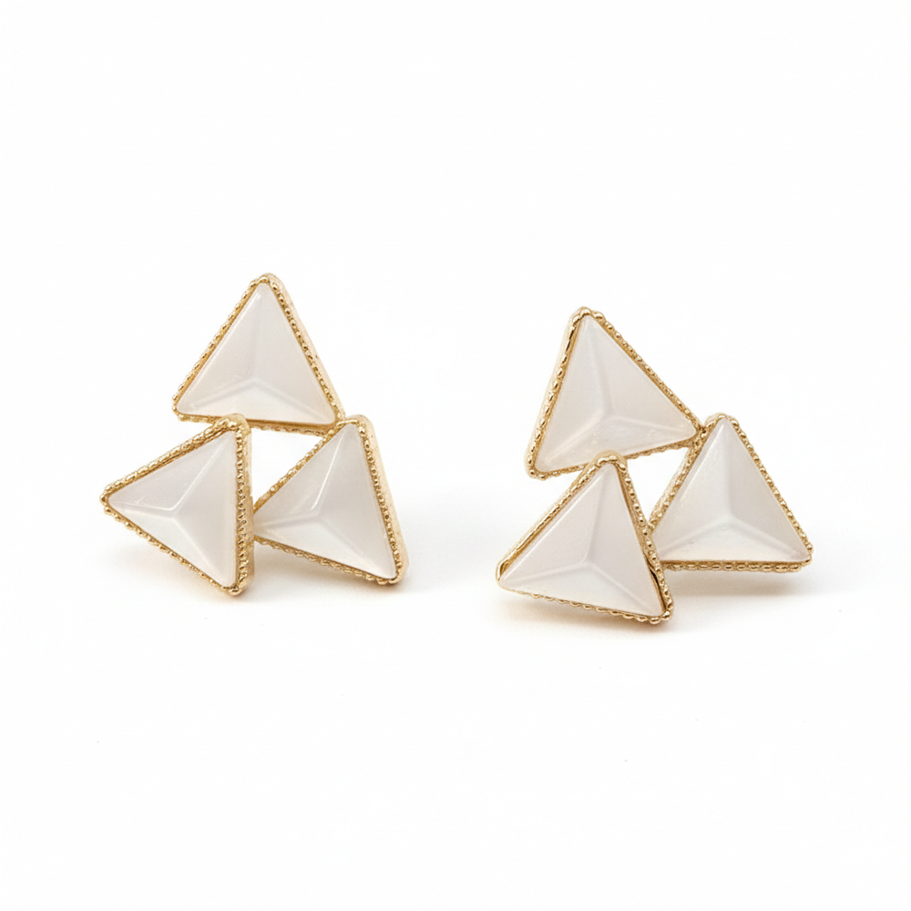 JewelMaze Goldplated Monalisa White Stone Triangle Stud Earrings