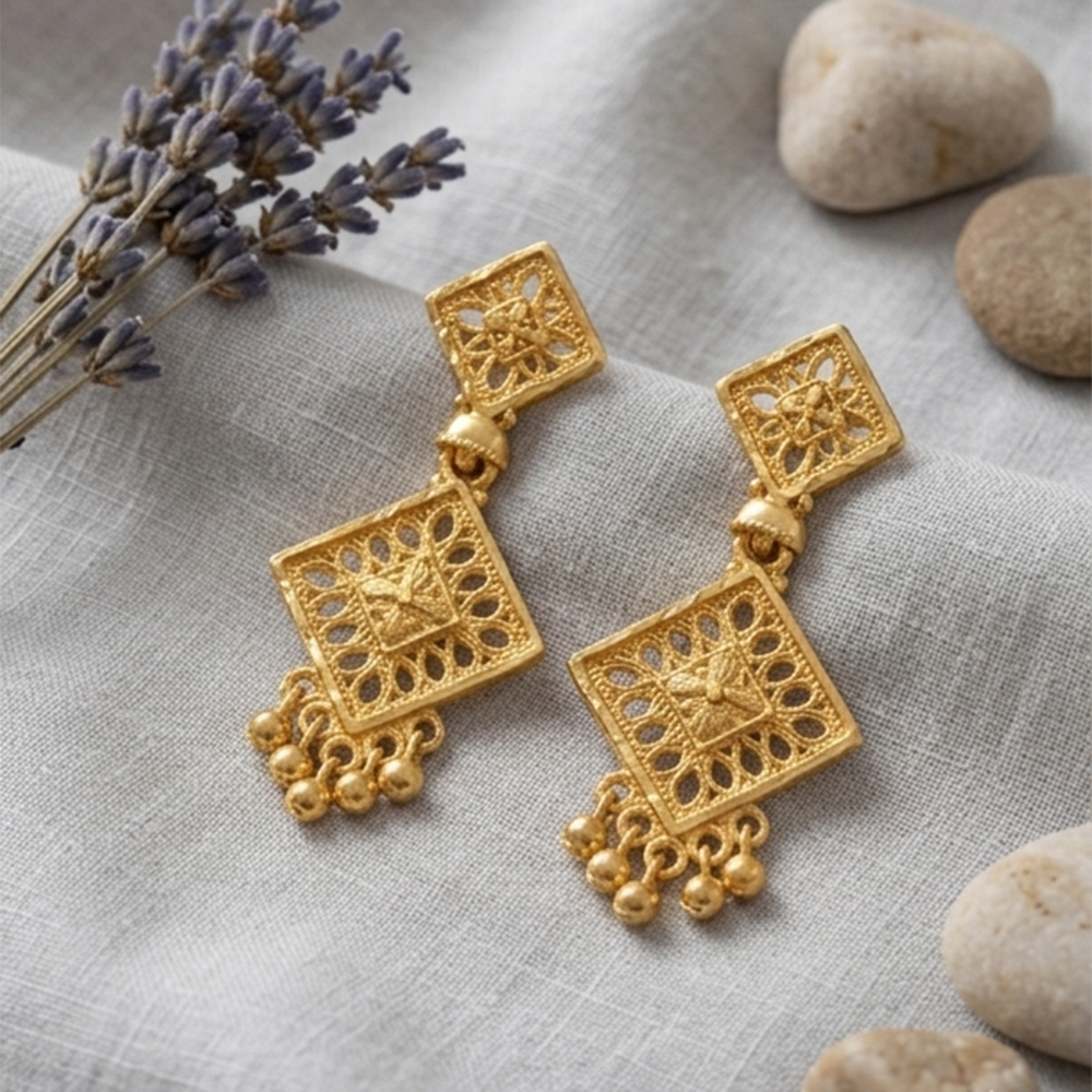JewelMaze Gold Plated Traditional Small Dangler Earrings