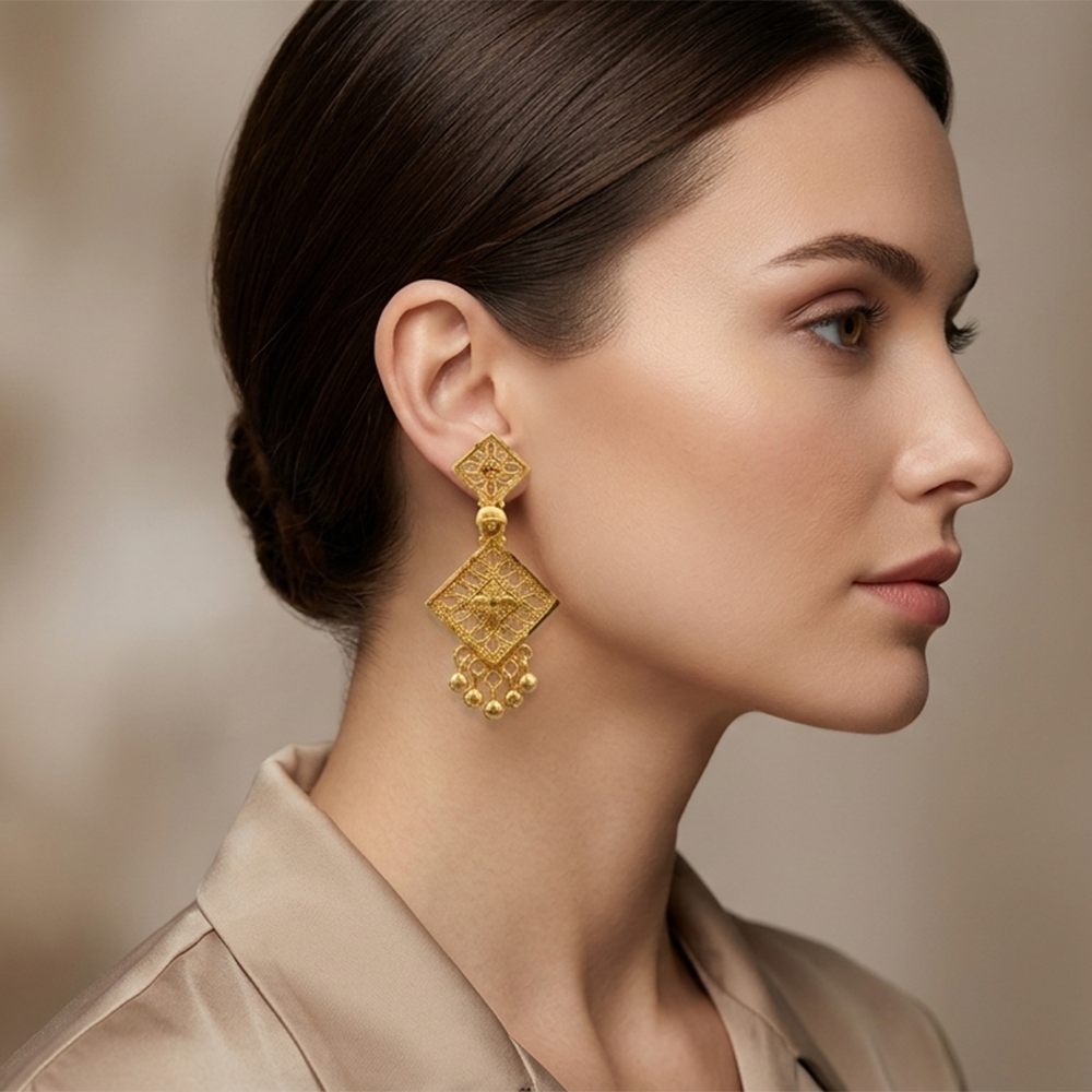 JewelMaze Gold Plated Traditional Small Dangler Earrings