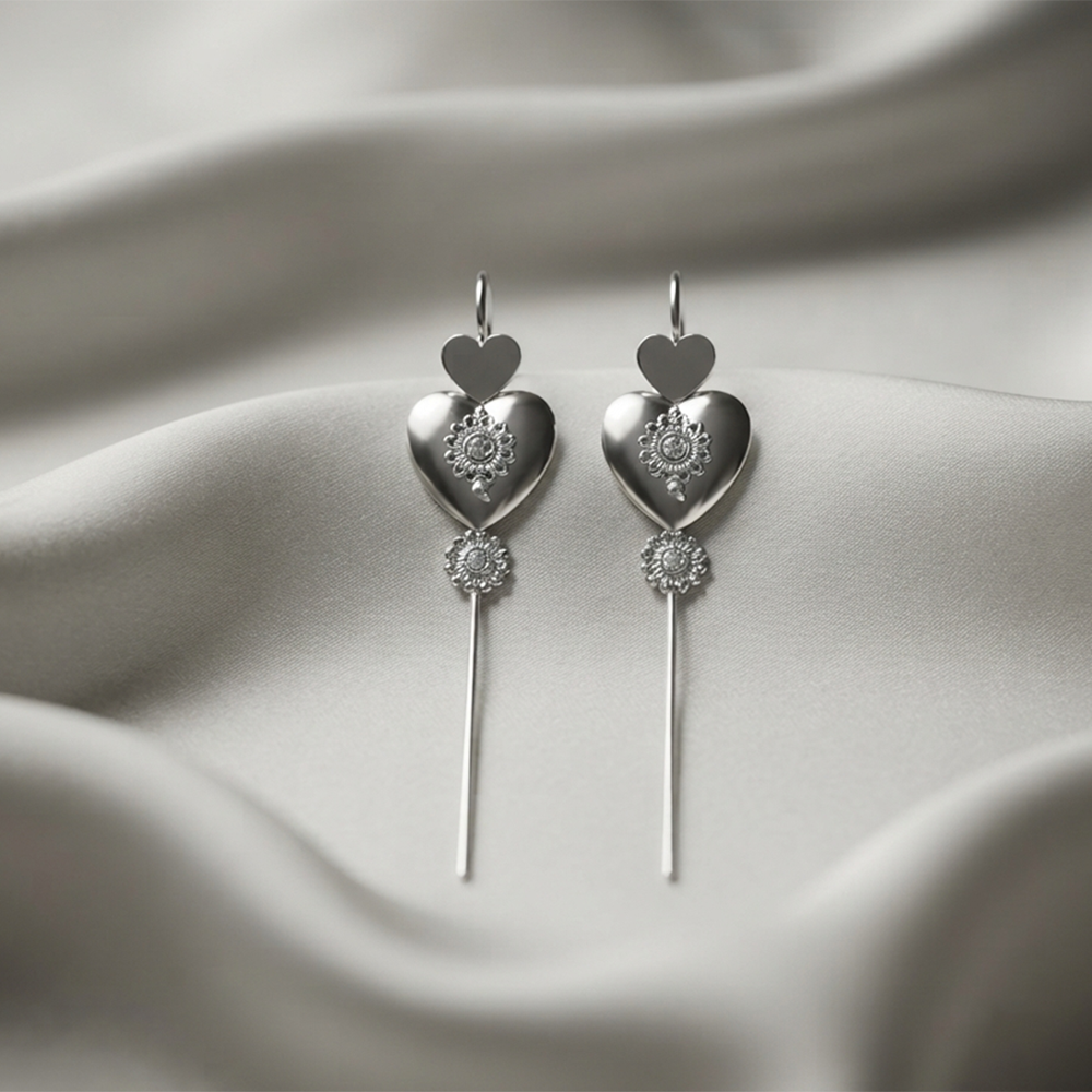 JewelMaze Oxidised Plated Heart Shape Ear cuff
