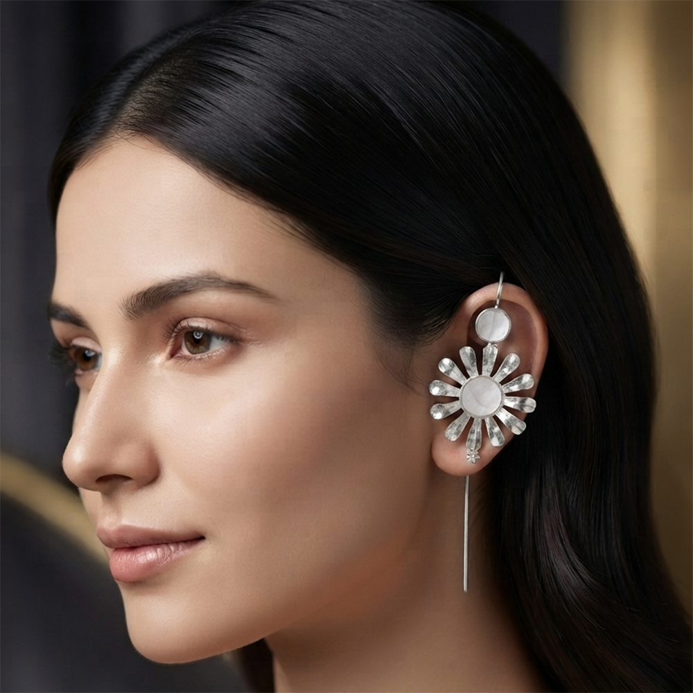 JewelMaze Oxidised Plated Floral Ear cuff