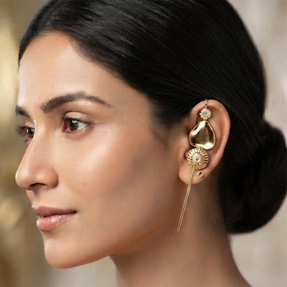 JewelMaze Gold Plated Heart Shape Ear cuff
