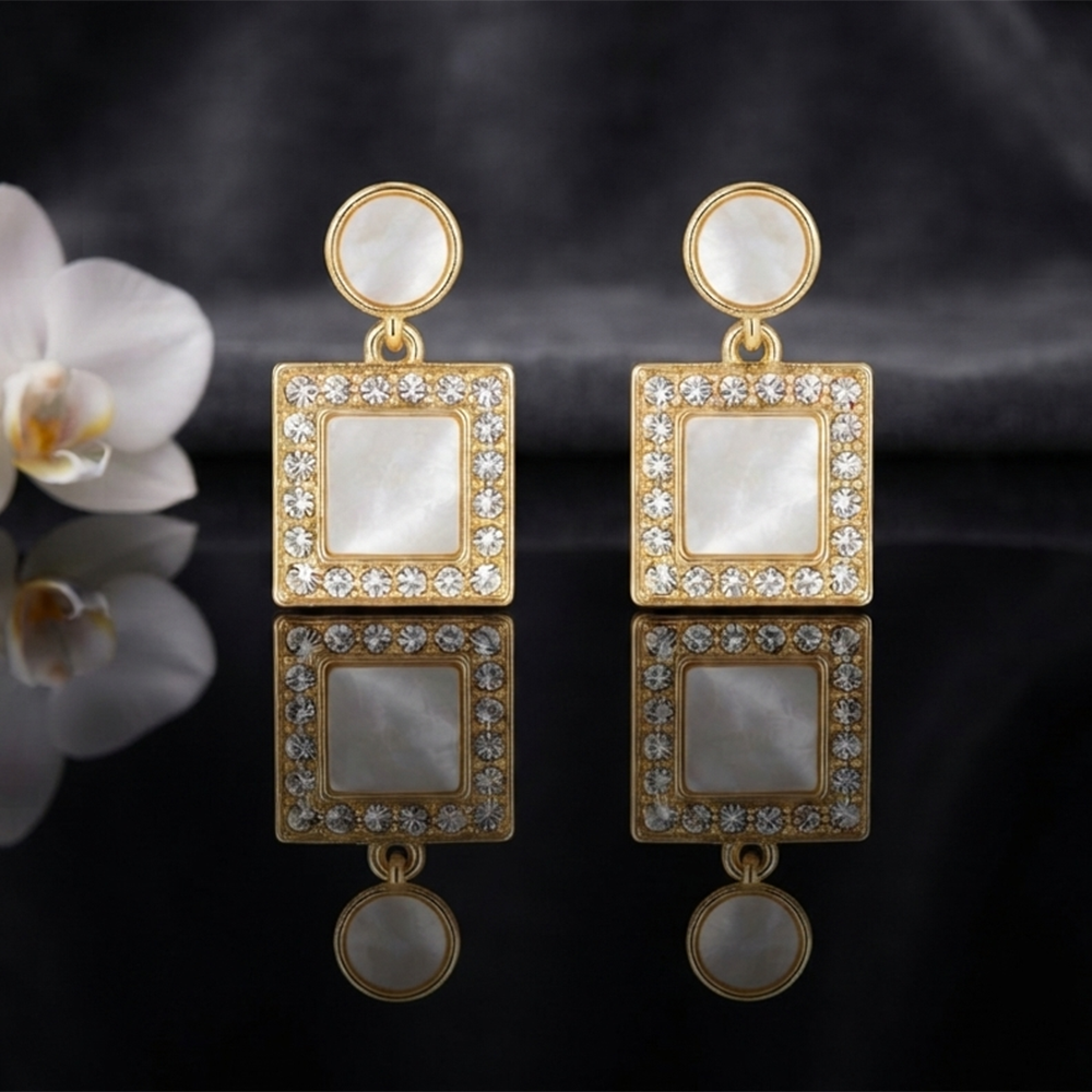 JewelMaze Exclusive Gold Plated Crystal Stone Elegant Earrings 