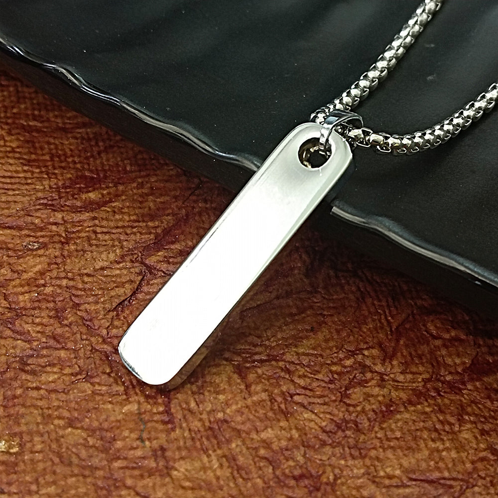 JewelMaze Silver Plated Chain Pendant