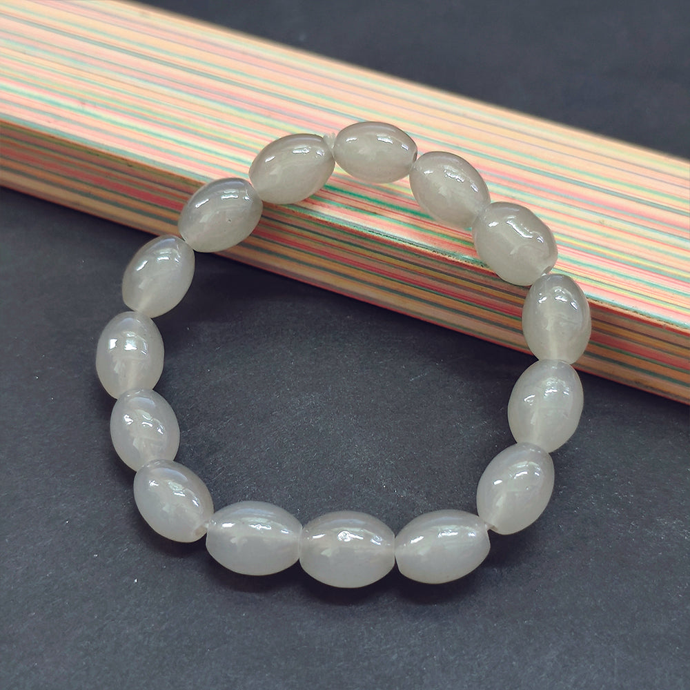 JewelMaze White Glass Beads Bracelet