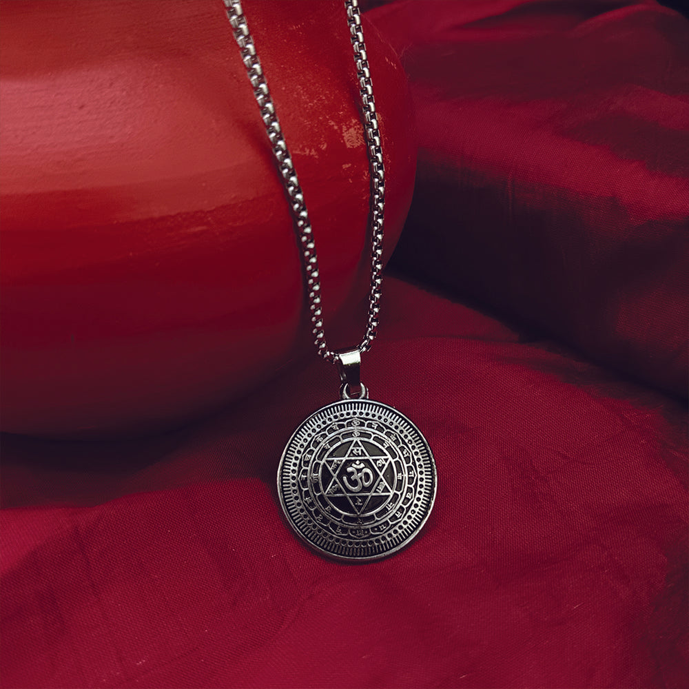 JewelMaze Sudarshan chakra Yantram Chain Pendant