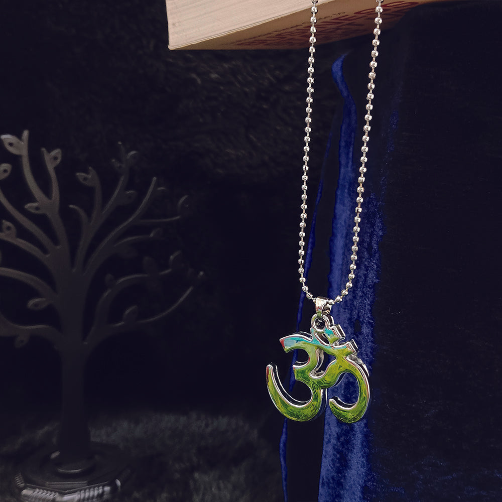 JewelMaze Om Unisex Spiritual Religious chain Pendant