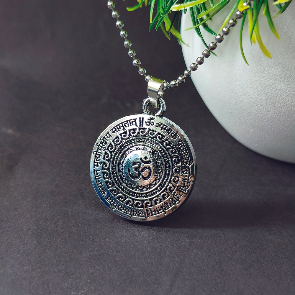 JewelMaze OM Chain Pendant For Men