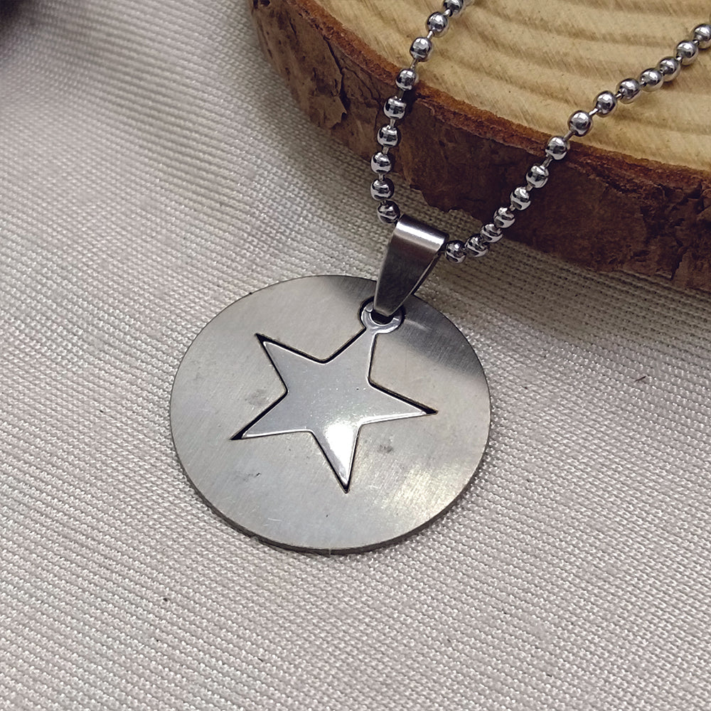 JewelMaze Star Chain Pendant For Men