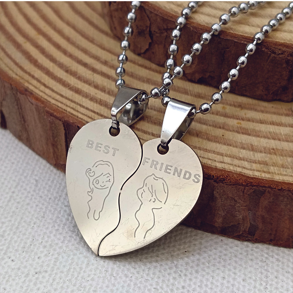 JewelMaze Heart Shape " BEST FRIENDS  " Couple Chain Pendant- 1404879