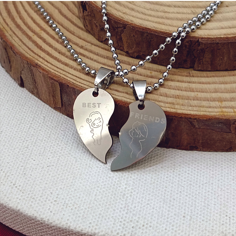 JewelMaze Heart Shape " BEST FRIENDS  " Couple Chain Pendant- 1404879