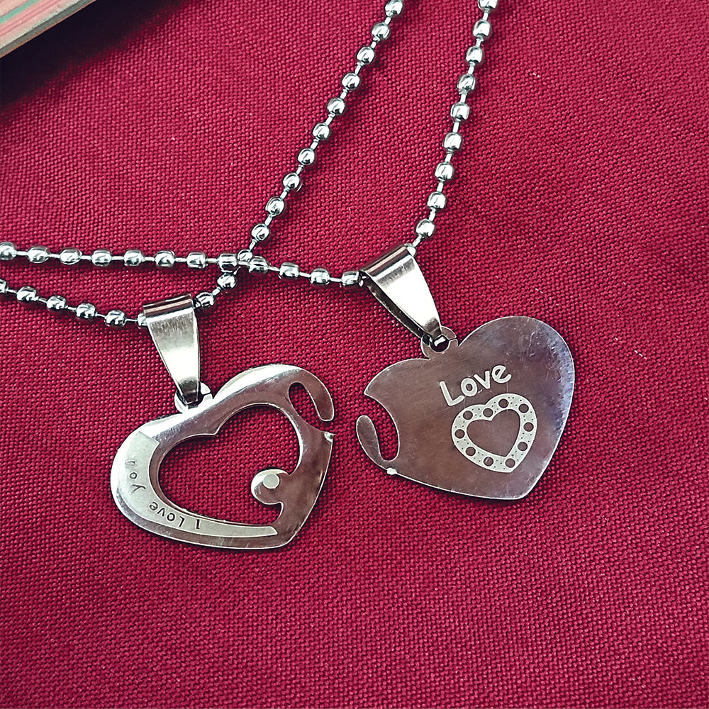 JewelMaze Heart Shape " Love You  "Chain Pendant- 1404880