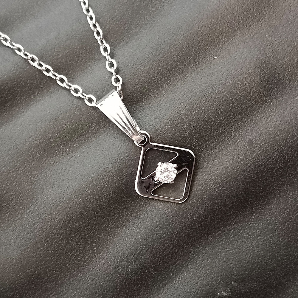 JewelMaze square  Shaped  Chain Pendant
