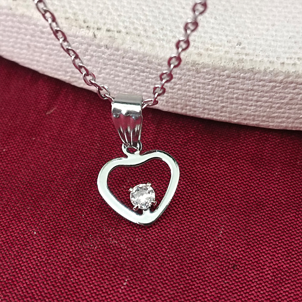 JewelMaze Heart Shaped  Chain Pendant