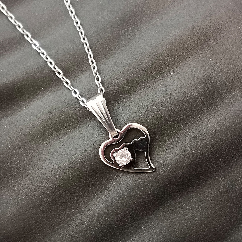 JewelMaze Heart Shaped  Chain Pendant