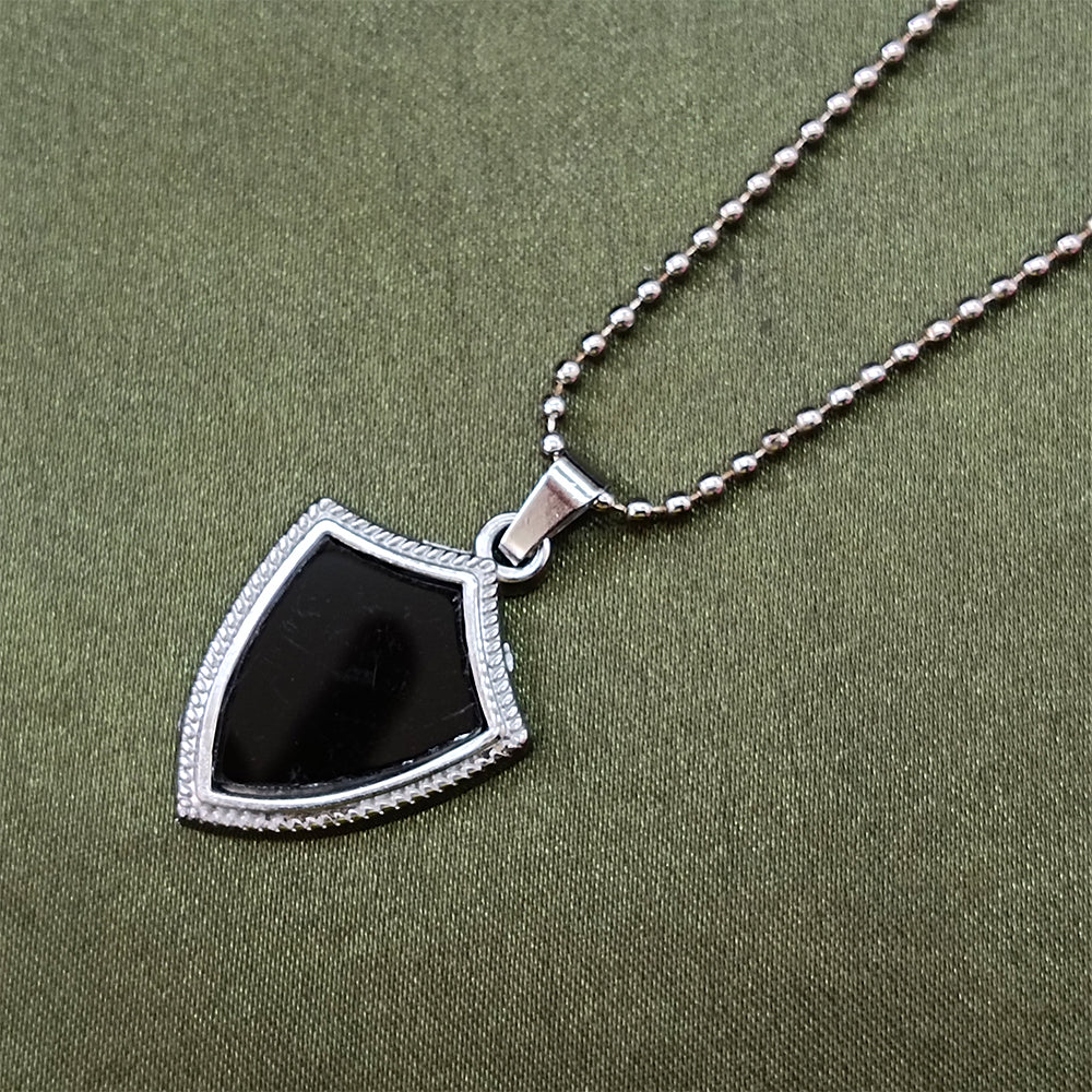 JewelMaze Black Enamel Chain Pendant For Men