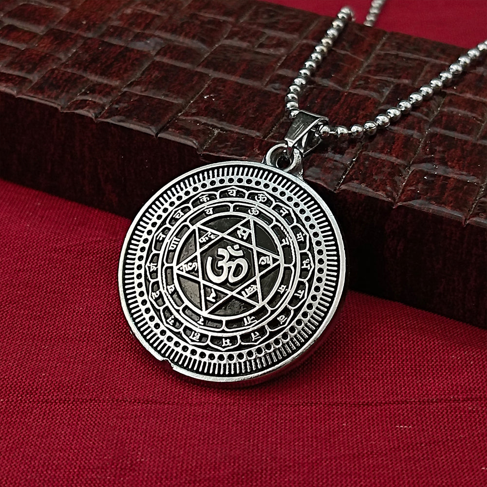 JewelMaze Sudarshan chakra Yantram Chain Pendant