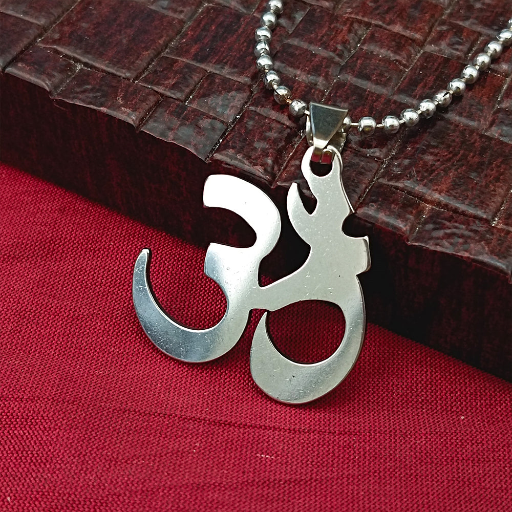 JewelMaze OM Chain Pendant For Men