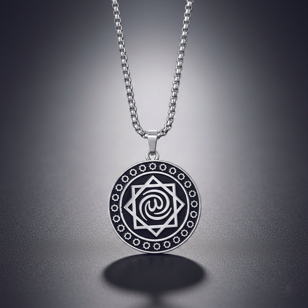 JewelMaze Unique eight-pointed Seljuk star symbol Chain Pendant