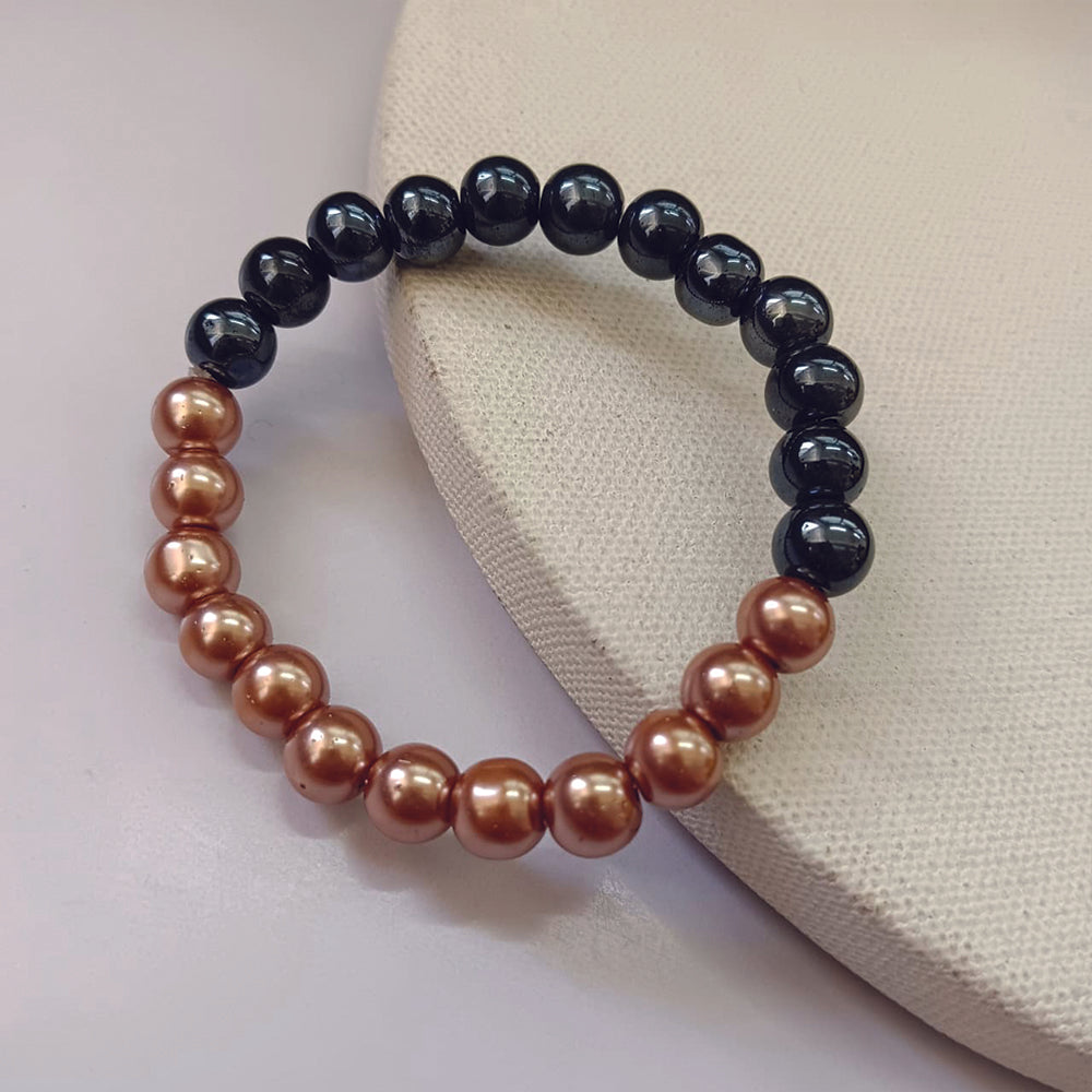 JewelMaze Elegant Handcrafted Beaded Bracelet for Stylish Everyday Wear