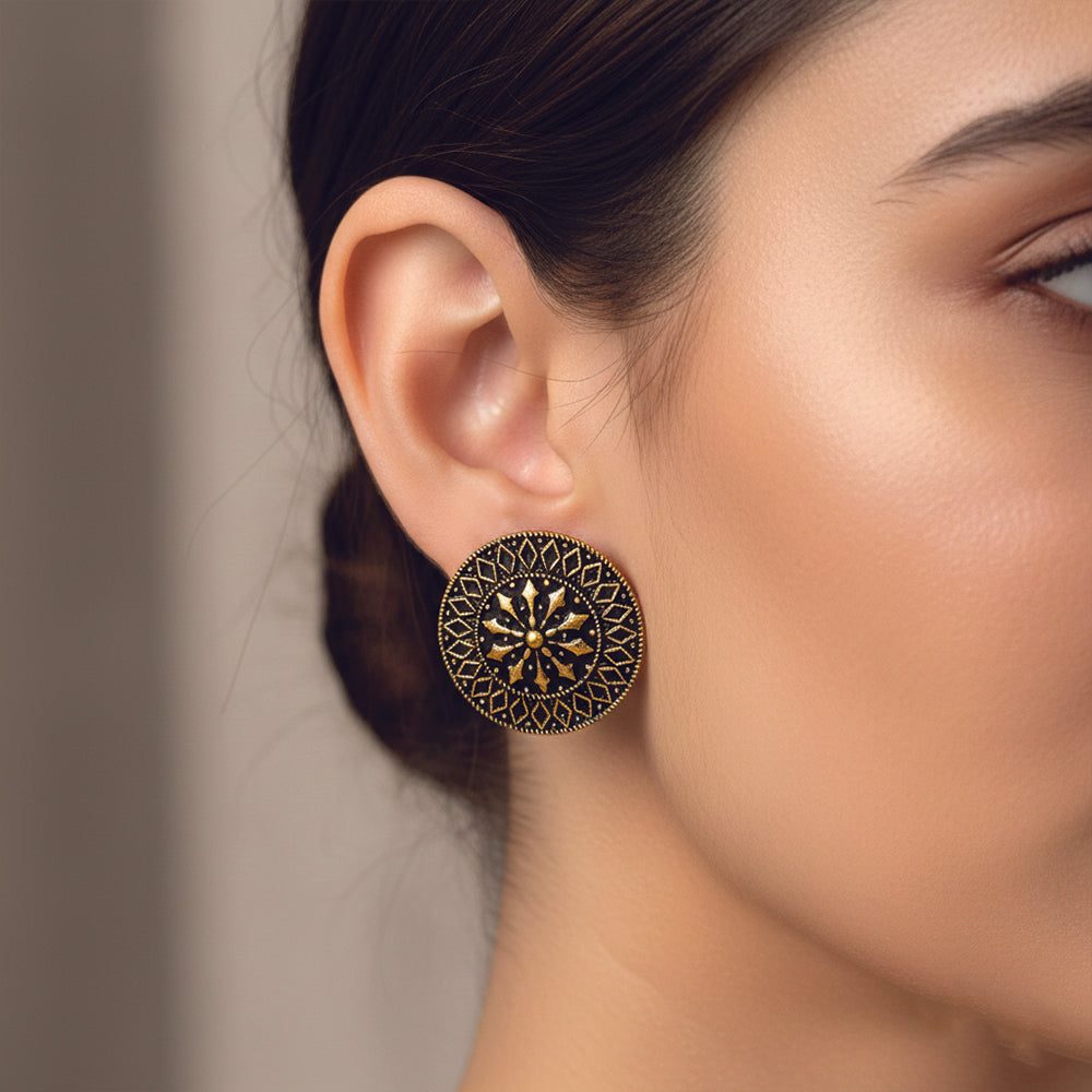 JewelMaze Set of 5 Antique Gold Plated Stud Earring Combo