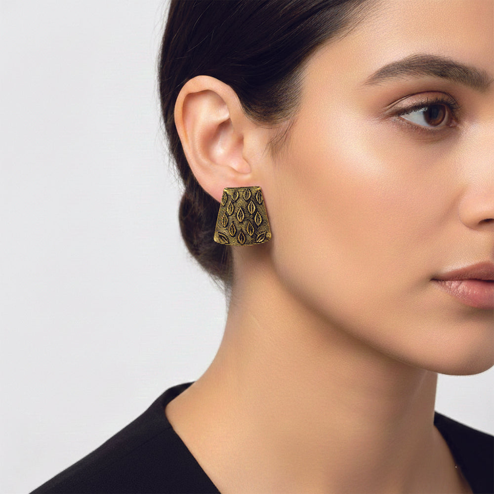 JewelMaze Set of 5 Antique Gold Plated Earring Stud Combo