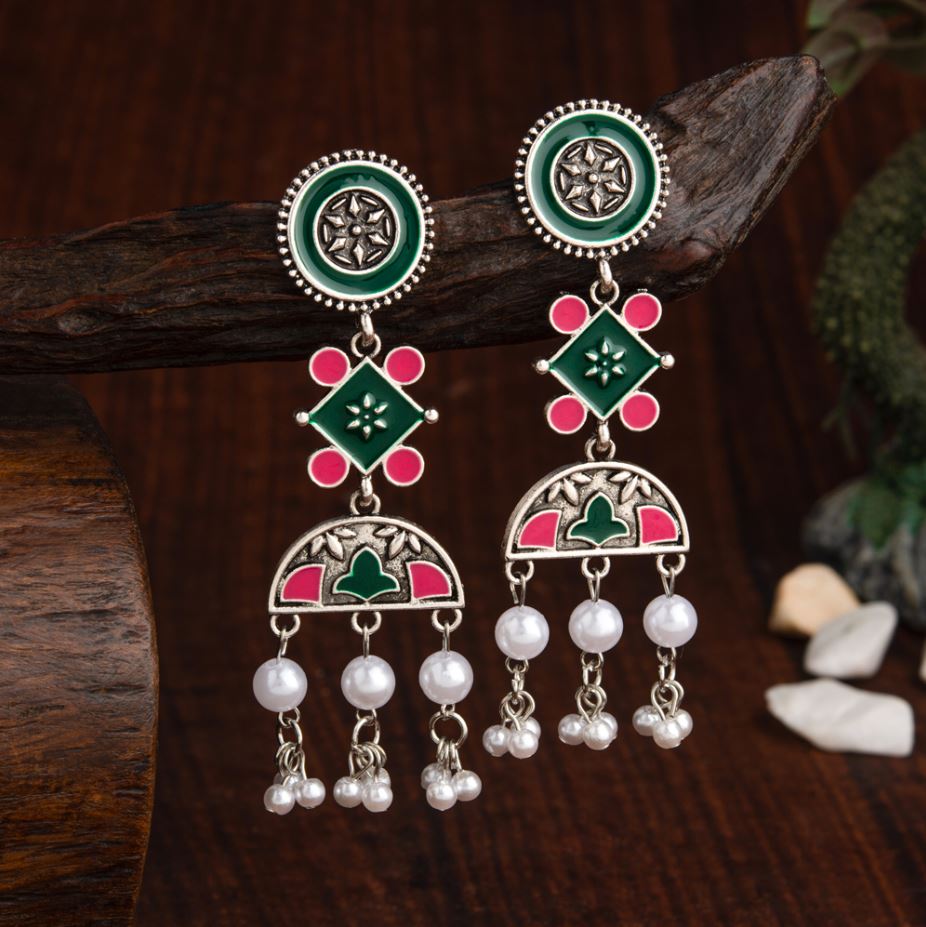 JewelMaze Silver Plated Geometric Shaped Enamel Artwork With Pearl Fashion Antique Earring