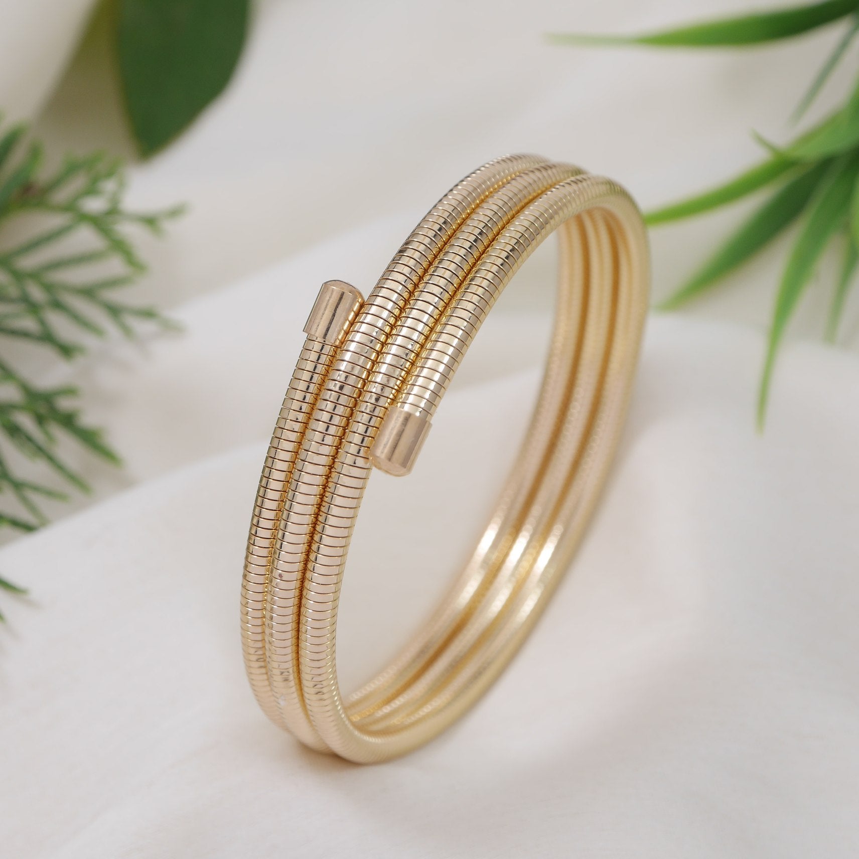 JewelMaze Spiral Western Bracelet