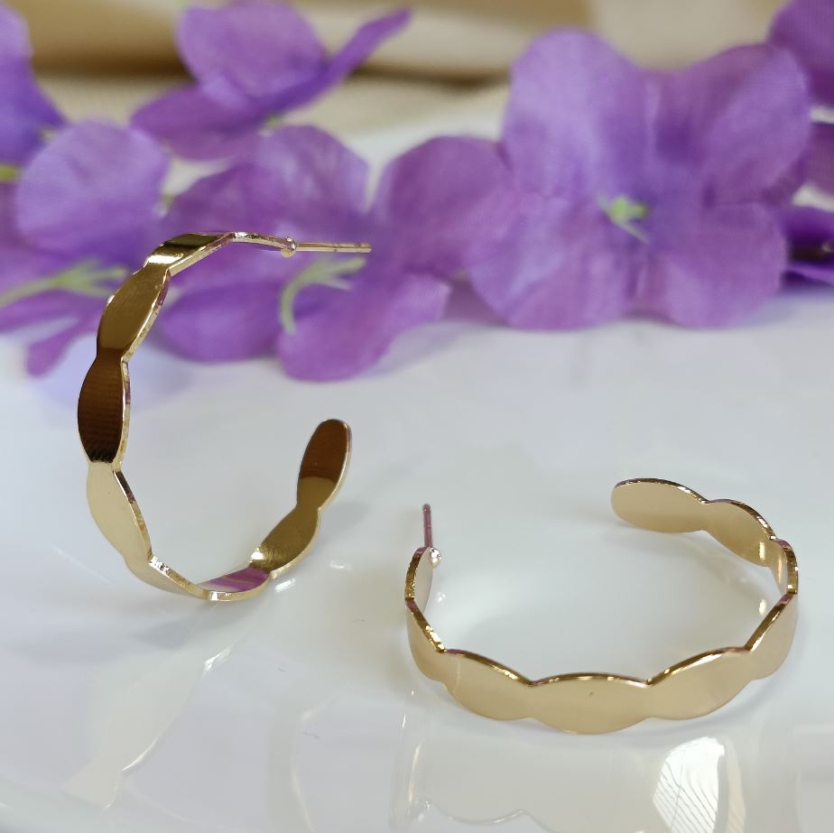 JewelMaze Gold Plated Open Circle Shaped Fashion Hoop Earring