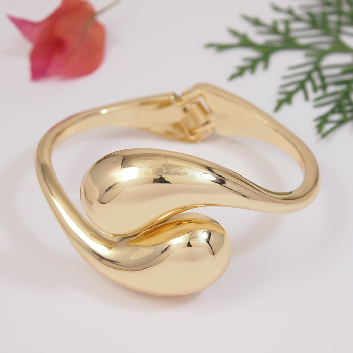 JewelMaze Tear Drop Shape Adjustable Cuff Kada