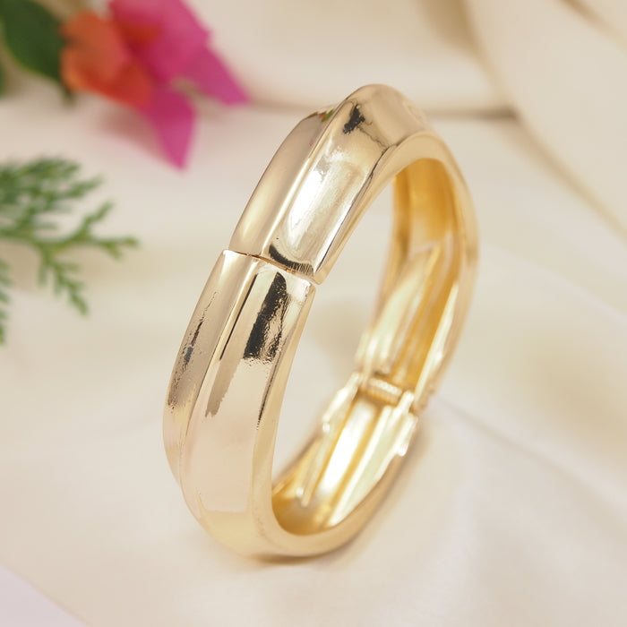 JewelMaze Square Shape Cuff Kada