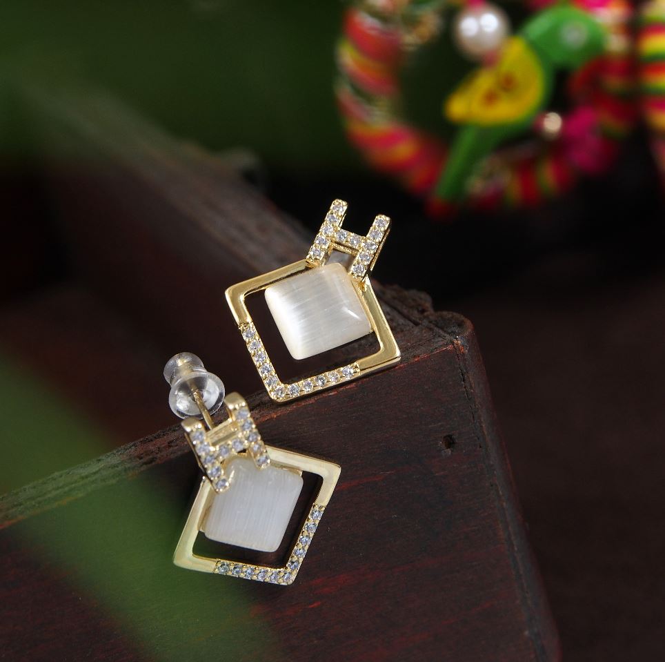 JewelMaze Korean Gold Plated Square Shaped Opal Earring