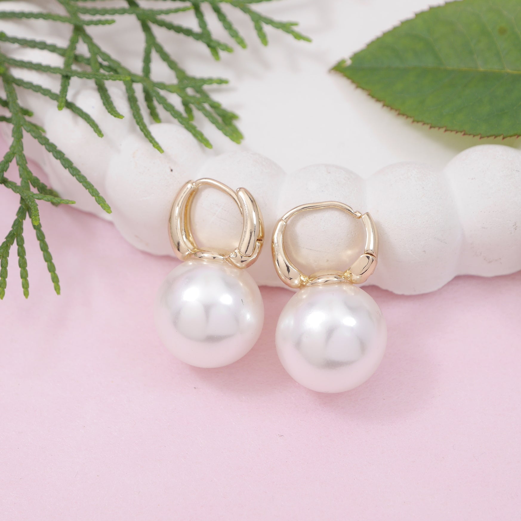 JewelMaze Pearl Drop Western Earring