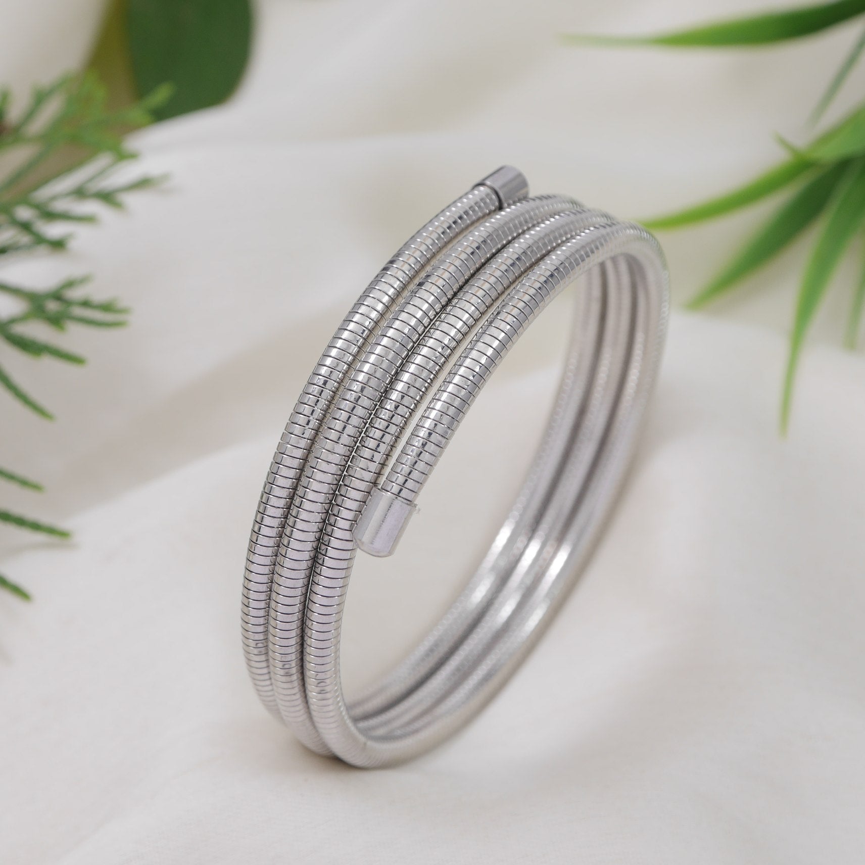 JewelMaze Spiral Western Bracelet
