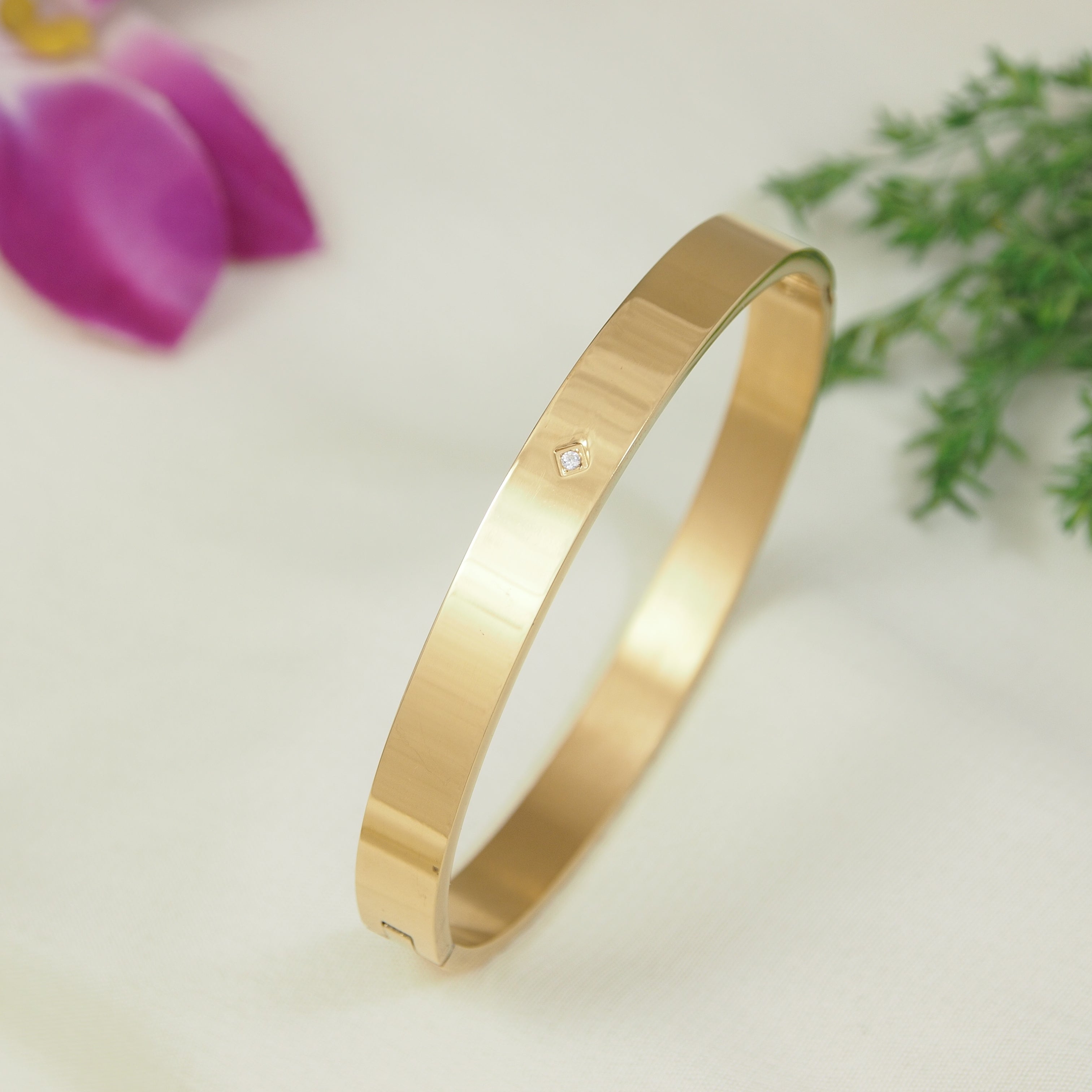 JewelMaze Stainless Steel Cubic Zirconia Kada