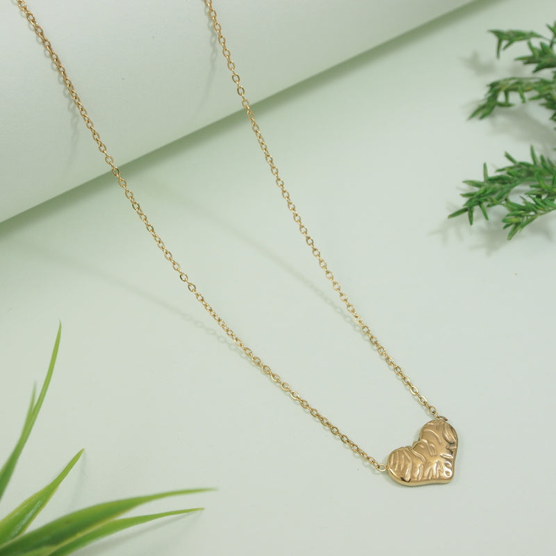 JewelMaze Stainless steel Heart Necklace