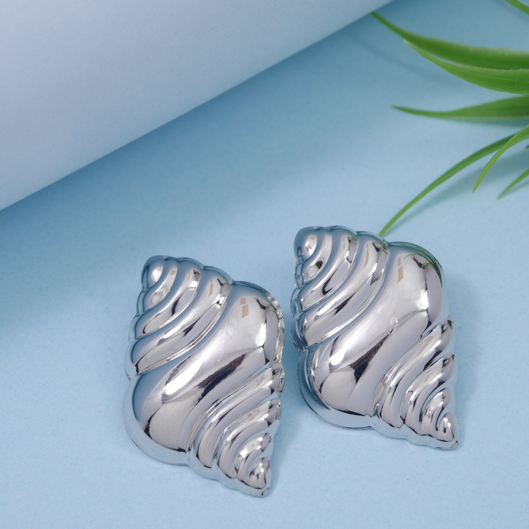 JewelMaze Gold/Silver Western Earring