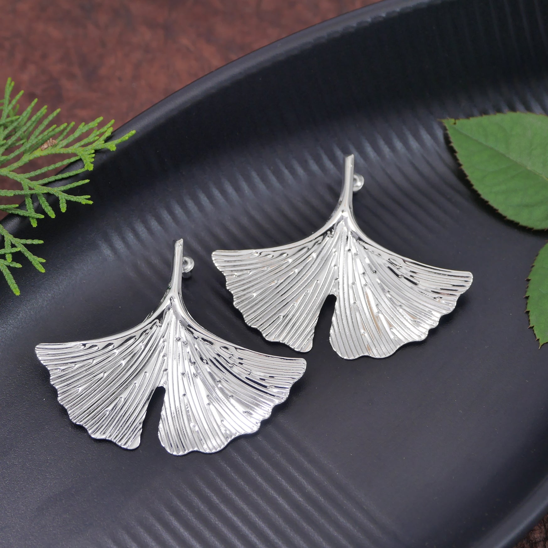 JewelMaze Gold/Silver Western Earring