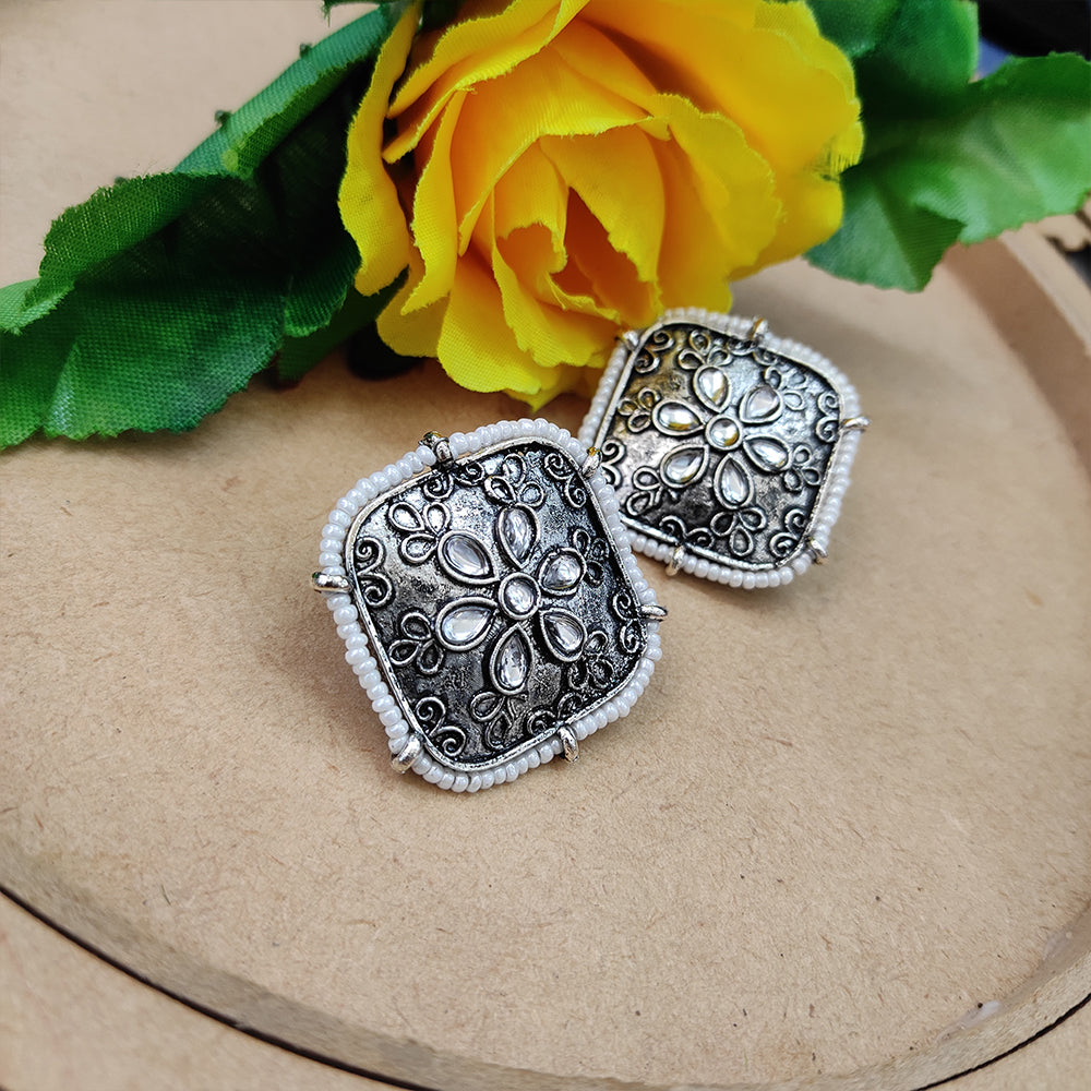 JewelMaze Oxidised Plated Stud Earrings