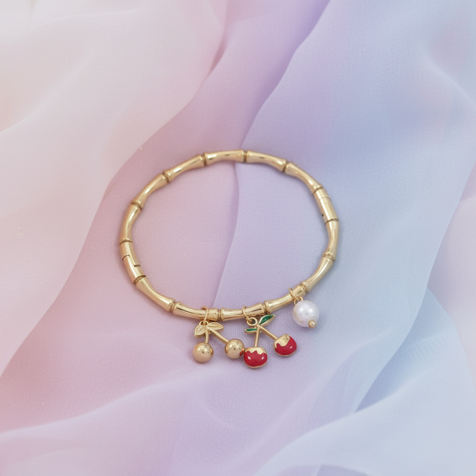 JewelMaze Demi Fine Anti Tarnish Charm Bracelet